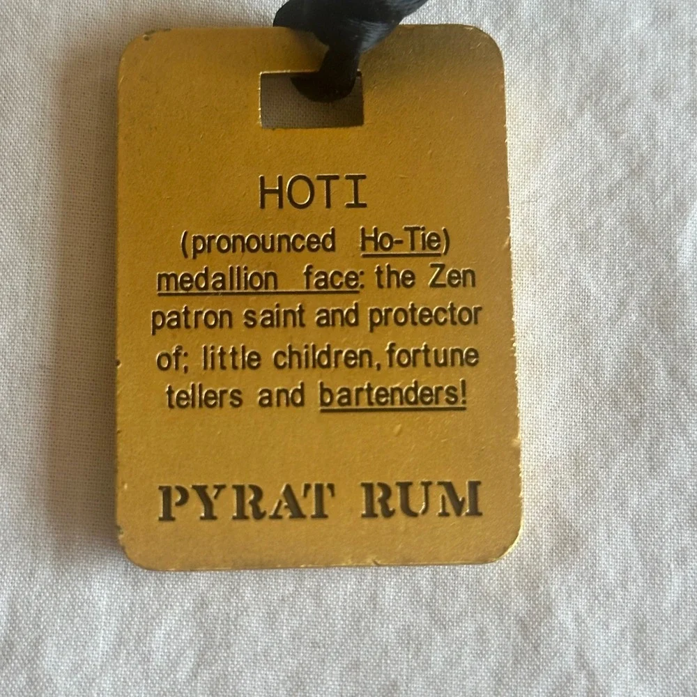 Very RARE Pyrat Rum CASK 1623 Walnut Box Display Case Empty Bottle Collectable